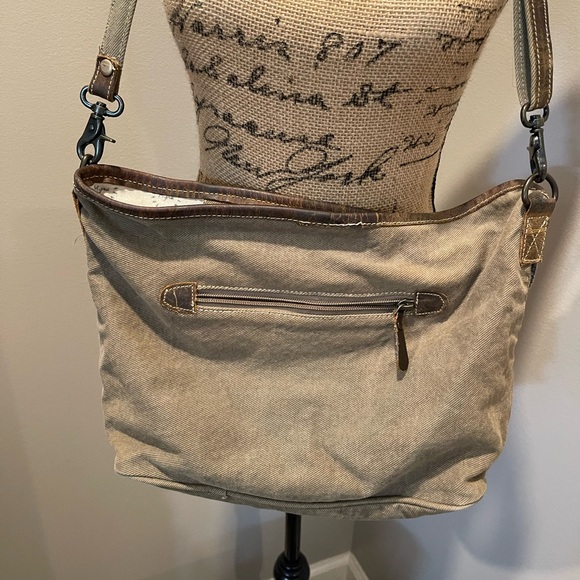 Myra Bag - Picture 2 of 7